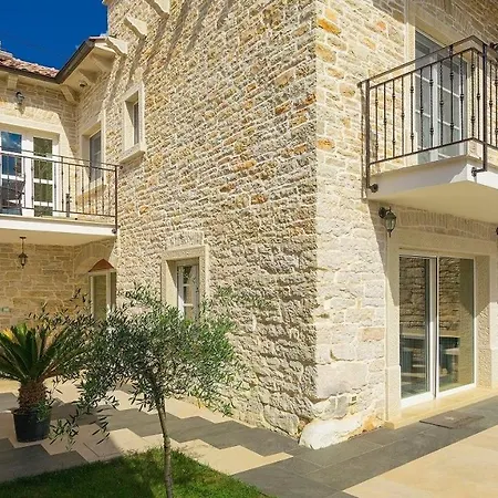 Gæstehus Patrick By 4*