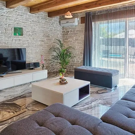 Gæstehus Patrick By 4*